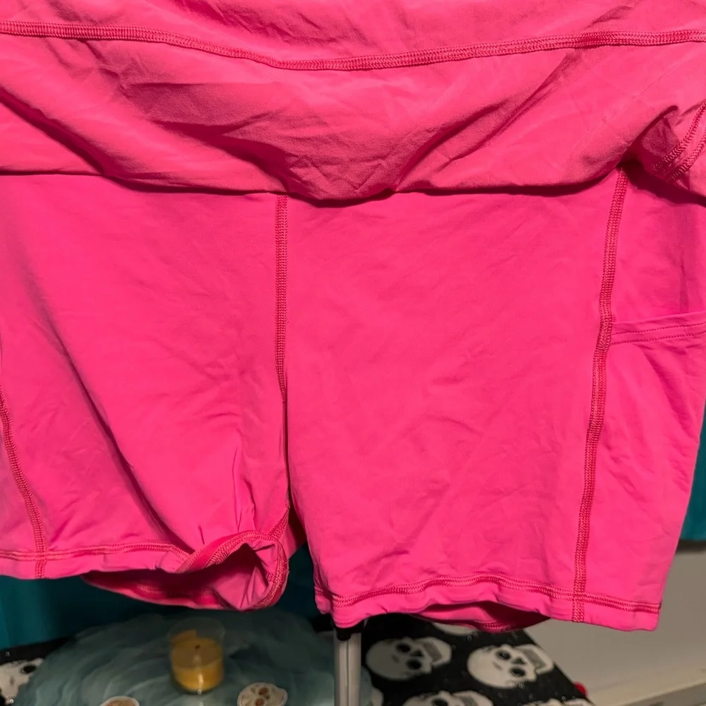 EUC size 14 Lululemon Vibrant Pink Mini Skirt with shorts skirt - Picture 4 of 6